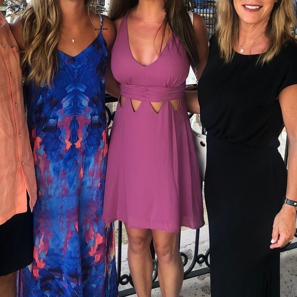 BCBG cutout mauve mini dress - Picture 5 of 7